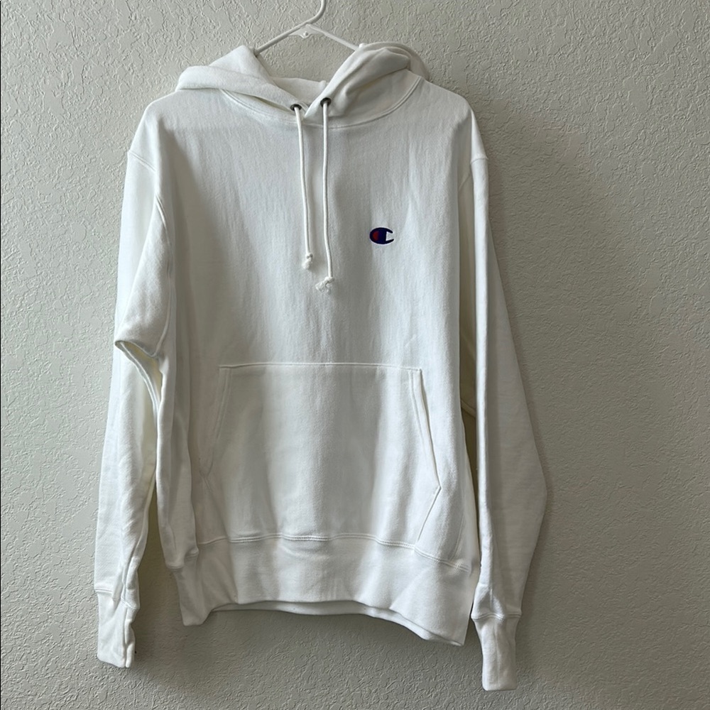 Champion White Sweater with Ribbed Cuffs and Relaxed Fit